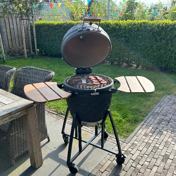Kamado barbeque Kamado barbeque